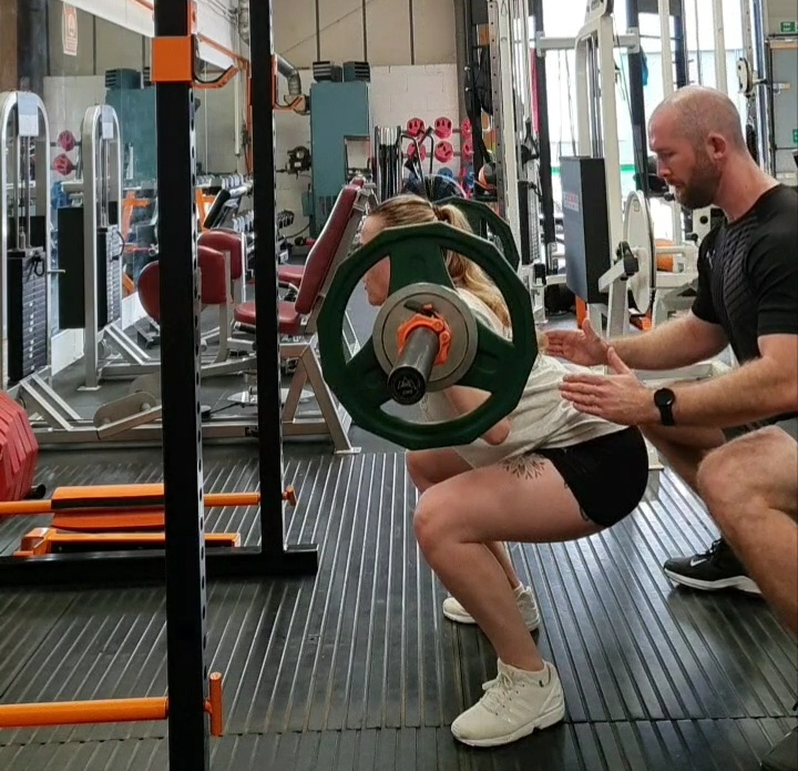 losing-balance-during-squats